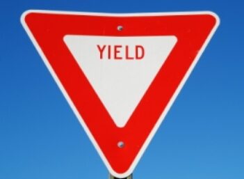 yield_sign_0