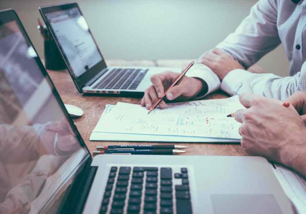 best-tips-for-how-to-manage-your-money.jpg