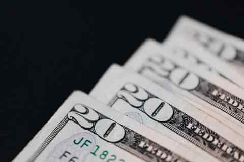 Wealthfront vs Vanguard: Which Robo Advisor Should You Pick?